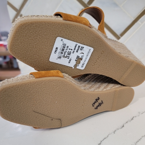 Vince NWT Garlin Suede espadrille wedge sandals jute heel with open square toe. - Picture 7 of 11